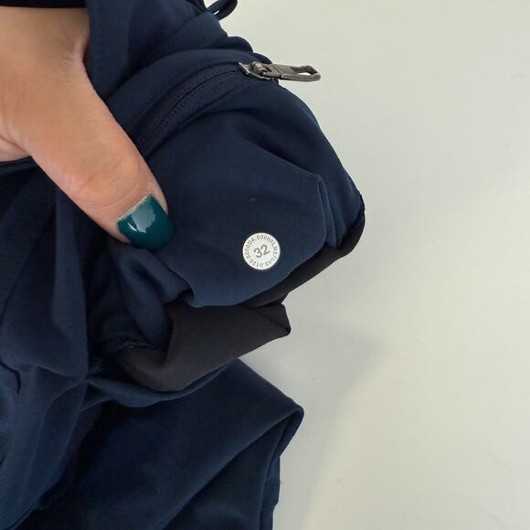 Lululemon ABC Slim Pants Chino Navy Blue Warpstreme - 32x30 32W 30L - Picture 7 of 9